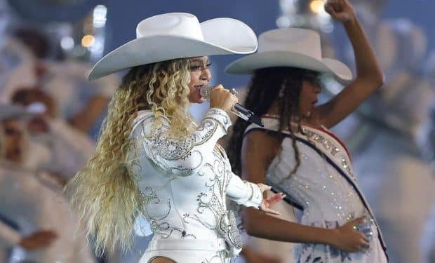 Beyoncé announces “Cowboy Carter” tour ahead of the Grammys