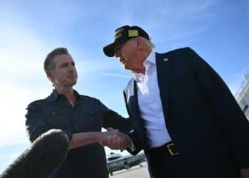 Newsom requests more wildfires aid in “very productive” meeting with Trump