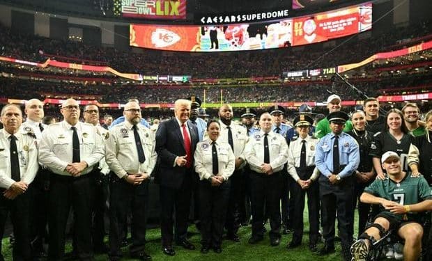 Super Bowl 2025 live updates on Chiefs vs. Eagles showdown