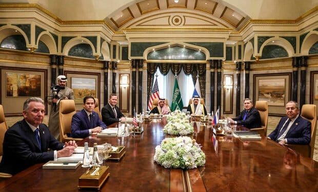 Top U.S., Russian diplomats meet on improving ties, ending Ukraine war