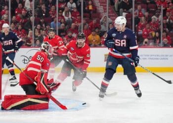 Hockey match descends into chaos with 3 fights in first 9 seconds