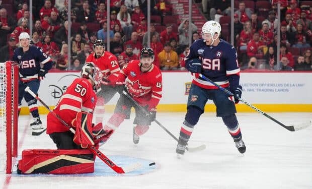 Hockey match descends into chaos with 3 fights in first 9 seconds