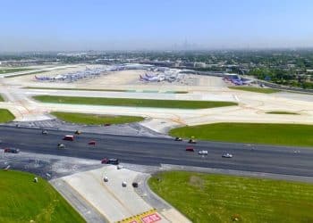 Southwest Airlines plane aborts landing after close call at Chicago airport
