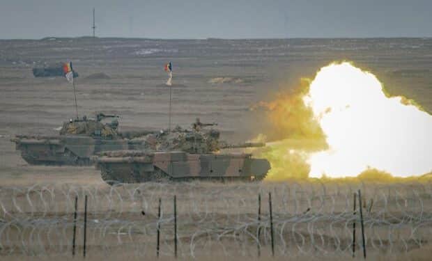 As Trump sows doubt, U.S. NATO commander oversees war games near Ukraine