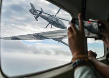 Tension soars as Chinese copter comes within 10 feet of Philippine plane