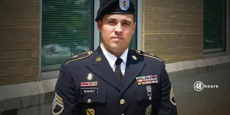 Ex-Army recruiter flees state with 17-year-old girlfriend after estranged wife’s murder