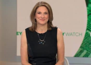 How to navigate the job market and negotiate your salary with confidence