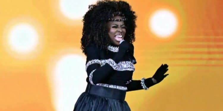 Artist behind “Wish I Didn’t Miss You,” Angie Stone, dies in car crash