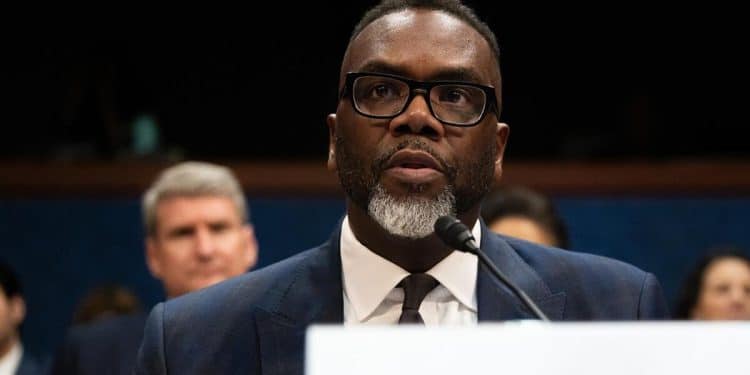 Chicago Mayor Brandon Johnson talks about city’s history of immigrants at House hearing