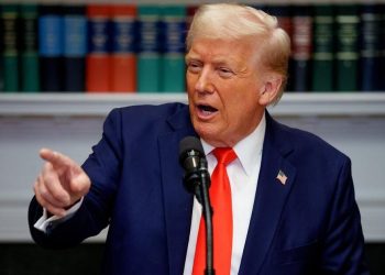 How do tariffs work?