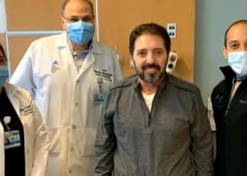 ICU doctor reunites with COVID-19 patient five years later