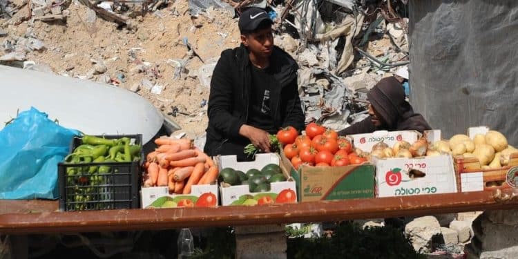 Israel stops humanitarian aid to Gaza while U.S. in direct talks with Hamas