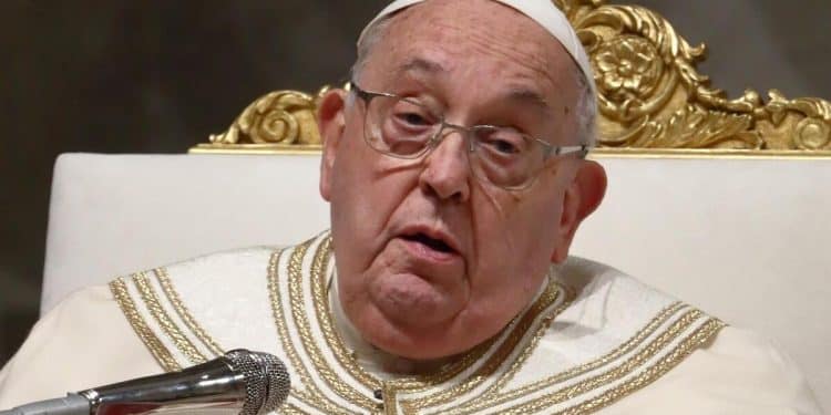 Pope Francis suffers “acute respiratory failure” episodes, Vatican says