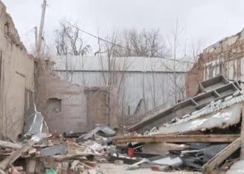 Powerful tornado causes damage in Oklahoma