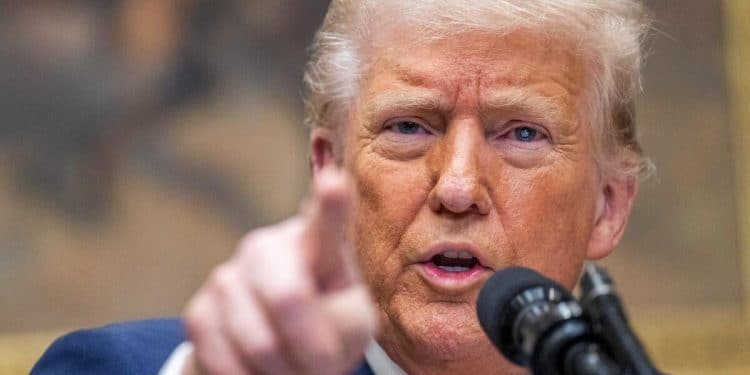 Trump announces TSCM deal, suggests Ukraine regime change