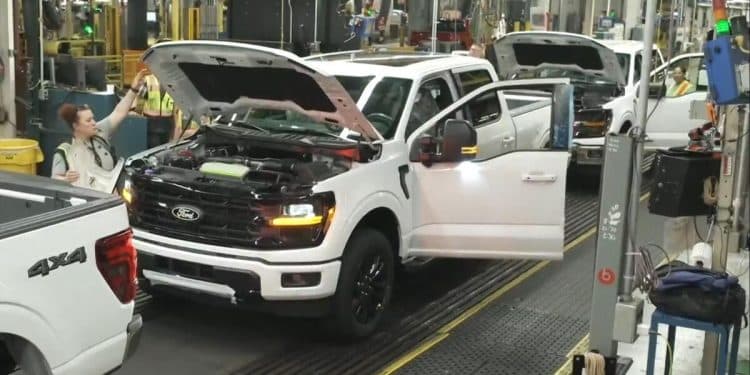 Trump gives automakers one-month reprieve from tariffs