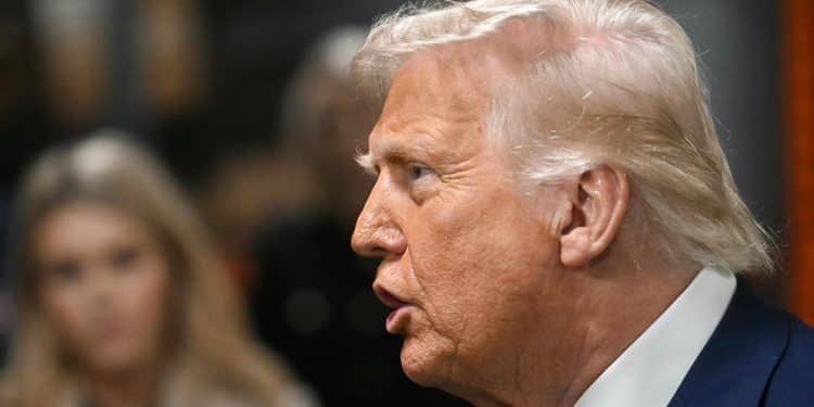 White House denies ignoring court order blocking some deportations