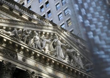 Dow futures inch higher after recession fears fuel plunge