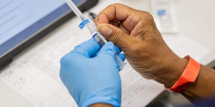 Doctor reacts to cancellation of FDA advisory committee meeting on flu vaccine