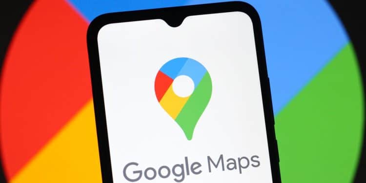 Google finds 10,000 fake listings on Google Maps, sues alleged scammers