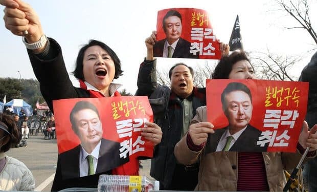 Court orders impeached South Korean president released from jail