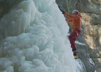 Illinois’ hidden, frozen waterfalls draw adventure-seekers