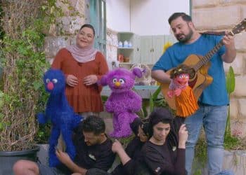 A “Sesame Street” show for young refugees | 60 Minutes Archive