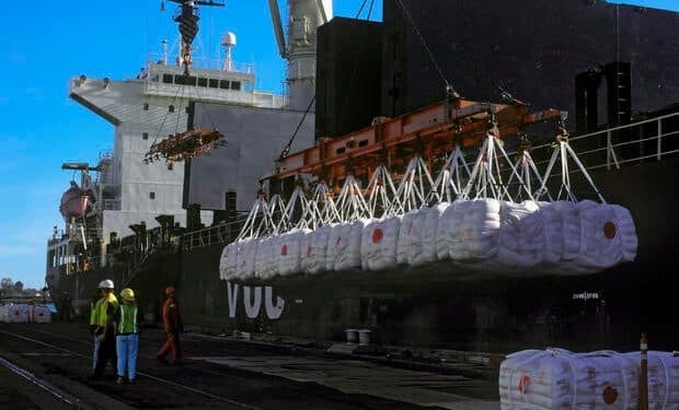 Trump’s tariffs draw vows of retaliation from Canada, China and Mexico